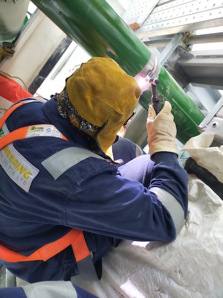 Pipe Rack Erection & Equipment Installation